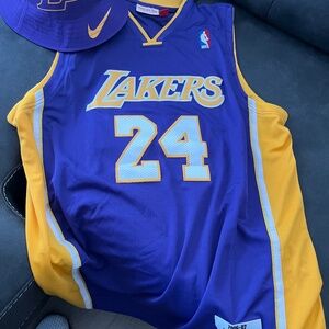 LA Lakers Kobe Bryant Jersey and Bucket Hat